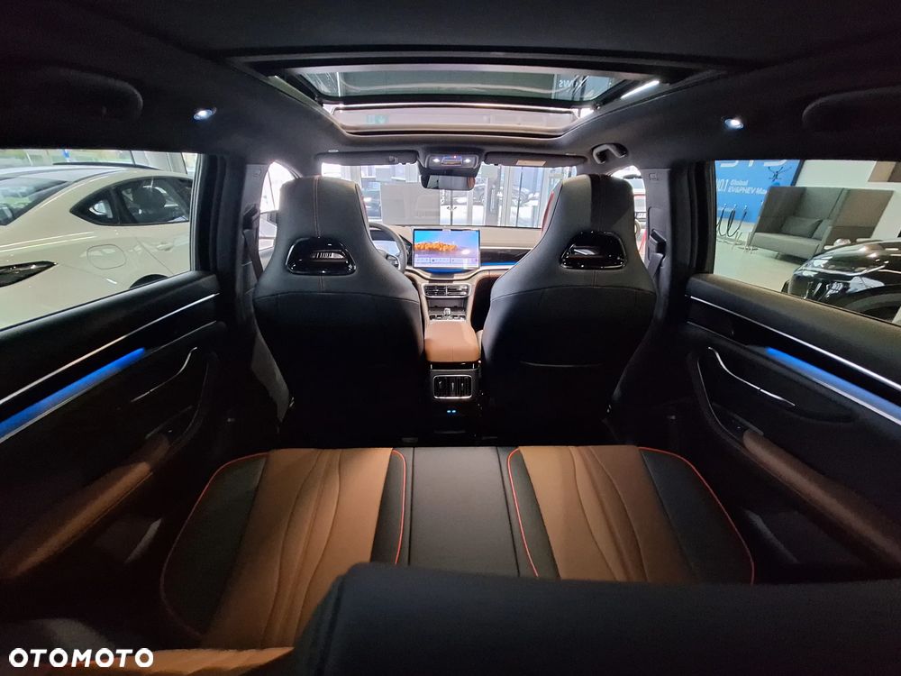 BYD Seal U 1.5T Design AWD - 11