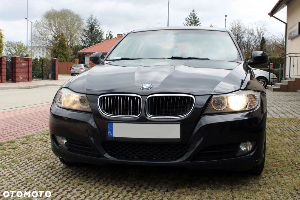 BMW Seria 3 318d - 2