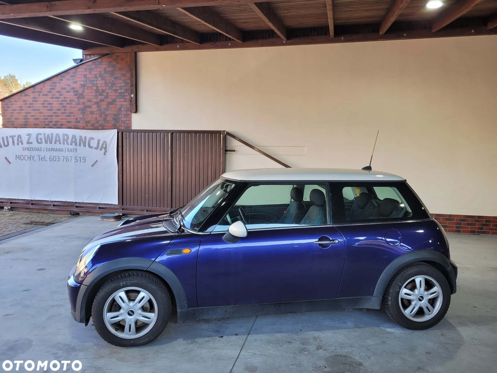 MINI ONE Standard - 4