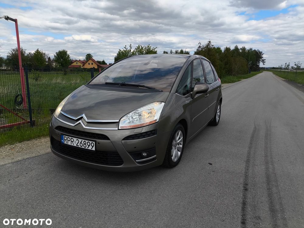 Citroën C4 1.6 HDi FAP Exclusive - 1