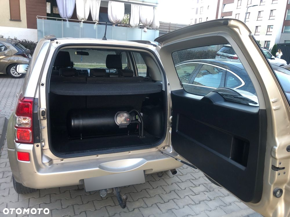 Suzuki Grand Vitara - 9