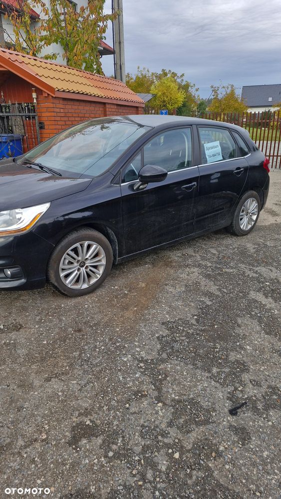 Citroen C4 2014 photo 2