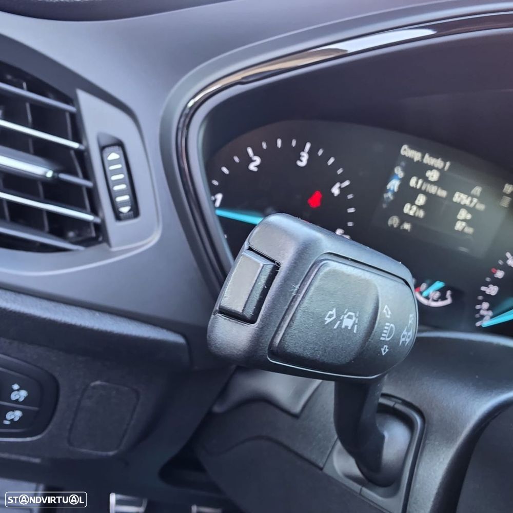 Ford Focus 1.5 TDCi ECOBlue ST-Line - 23