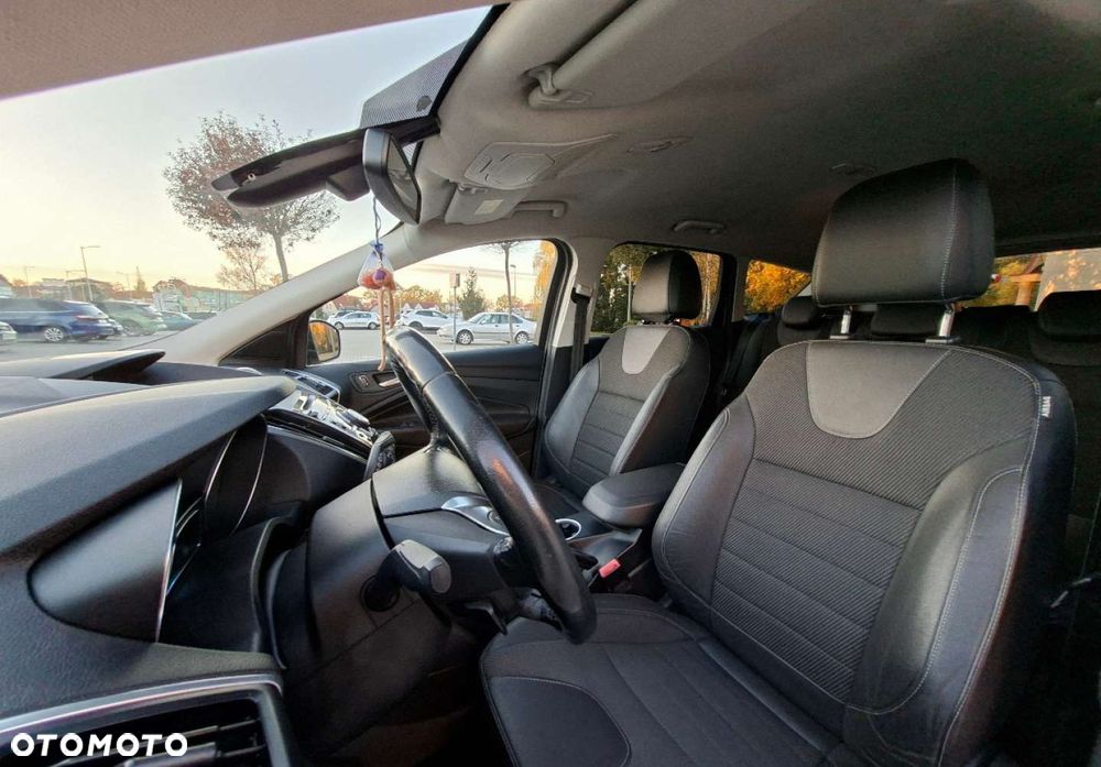 Ford Kuga - 21