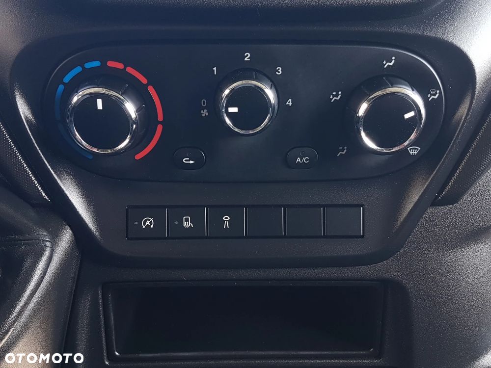 Iveco DAILY KONTENER NISKOPODŁOGOWY 4,43x2,23x2,42 SKLEP BAR KAMPER FOODTRUCK KLIMA KONIOWÓZ - 21