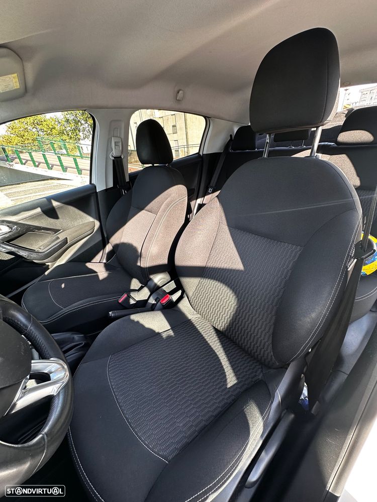 Peugeot 208 1.6 BlueHDi Access - 11
