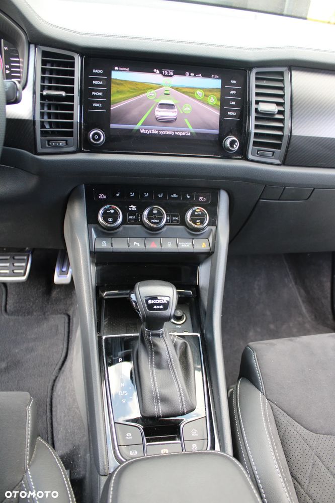 Skoda Kodiaq 2.0 TDI 4x4 Sportline DSG 7os - 18