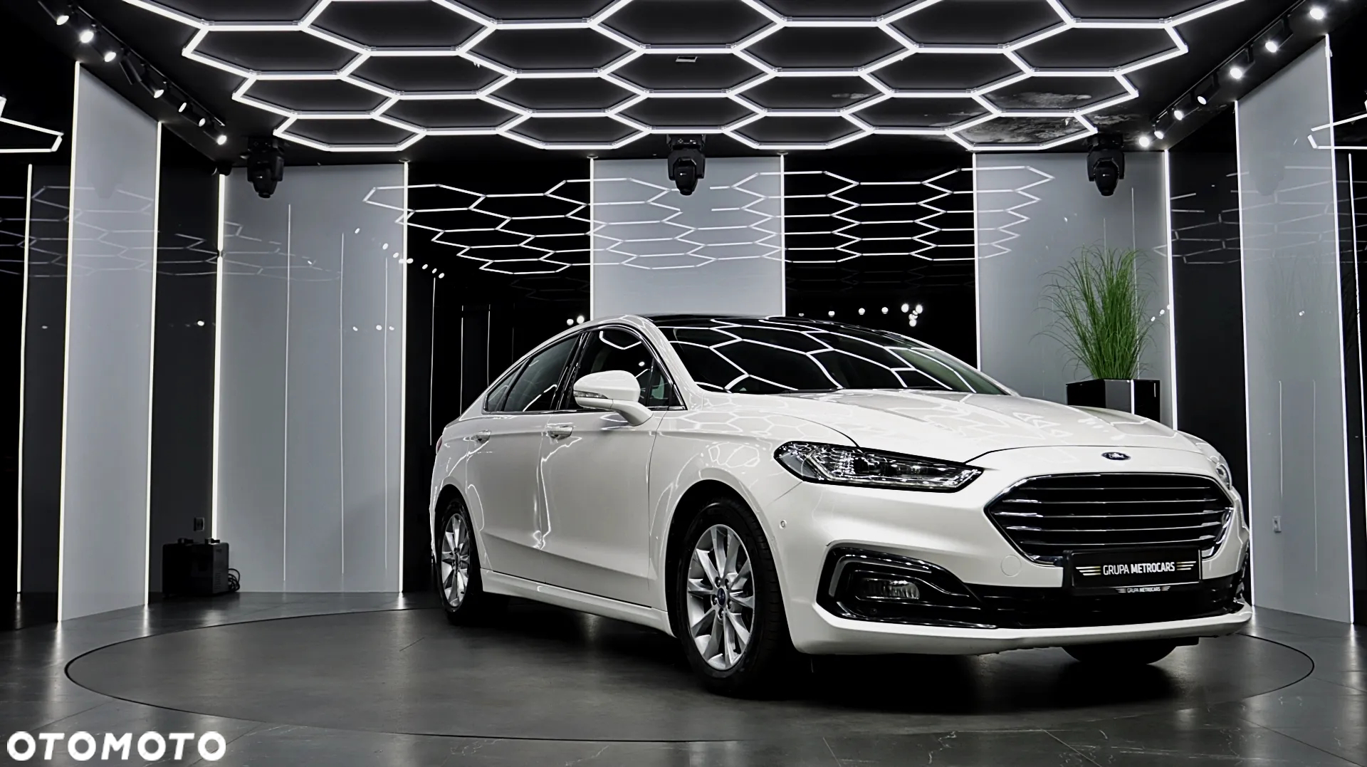 Ford Mondeo 2.0 EcoBlue Titanium - 16