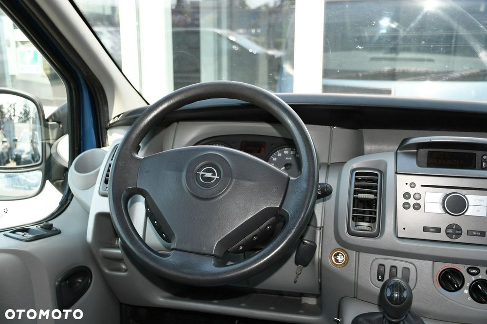 Opel Vivaro - 23