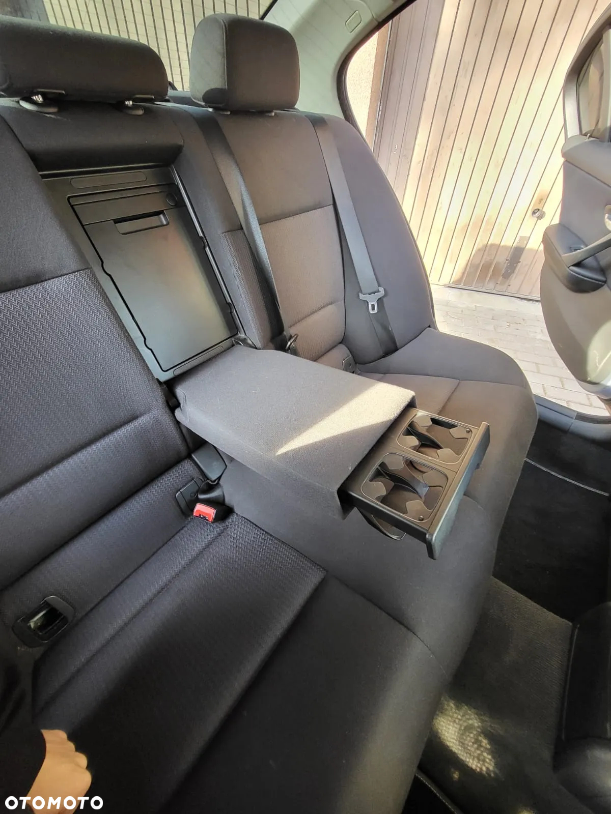 BMW Seria 3 325i - 11