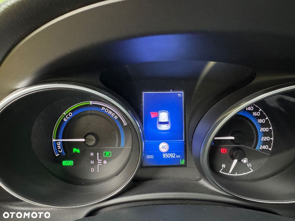 Toyota Auris 1.8 Executive - 13