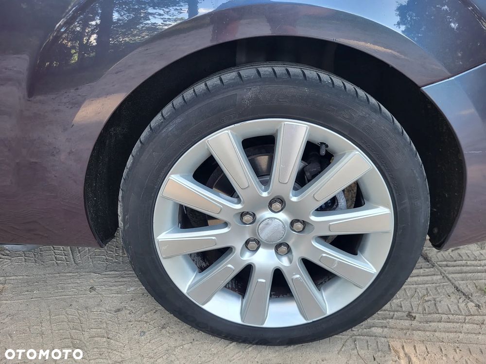 Ford Focus 2.0 16V Titanium - 8