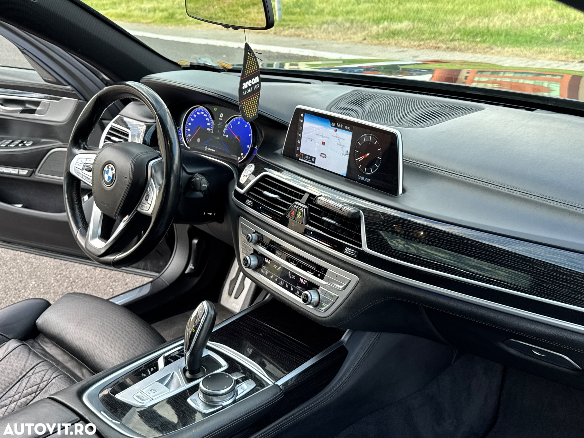 BMW Seria 7 740d xDrive - 18