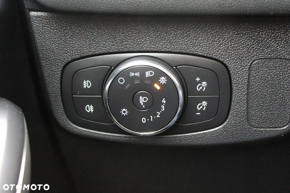 Ford Focus 1.0 EcoBoost Titanium - 19