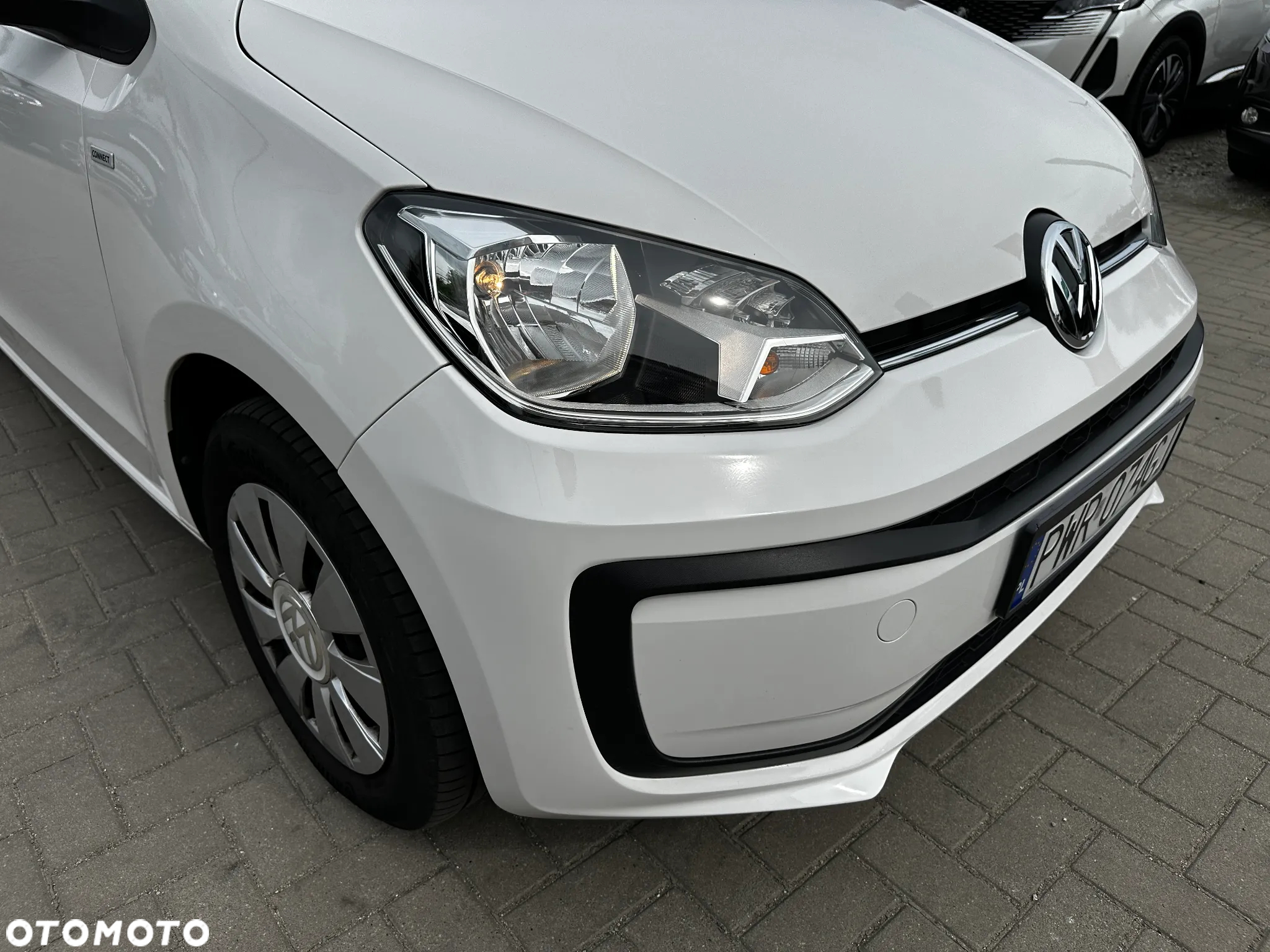 Volkswagen up! - 34