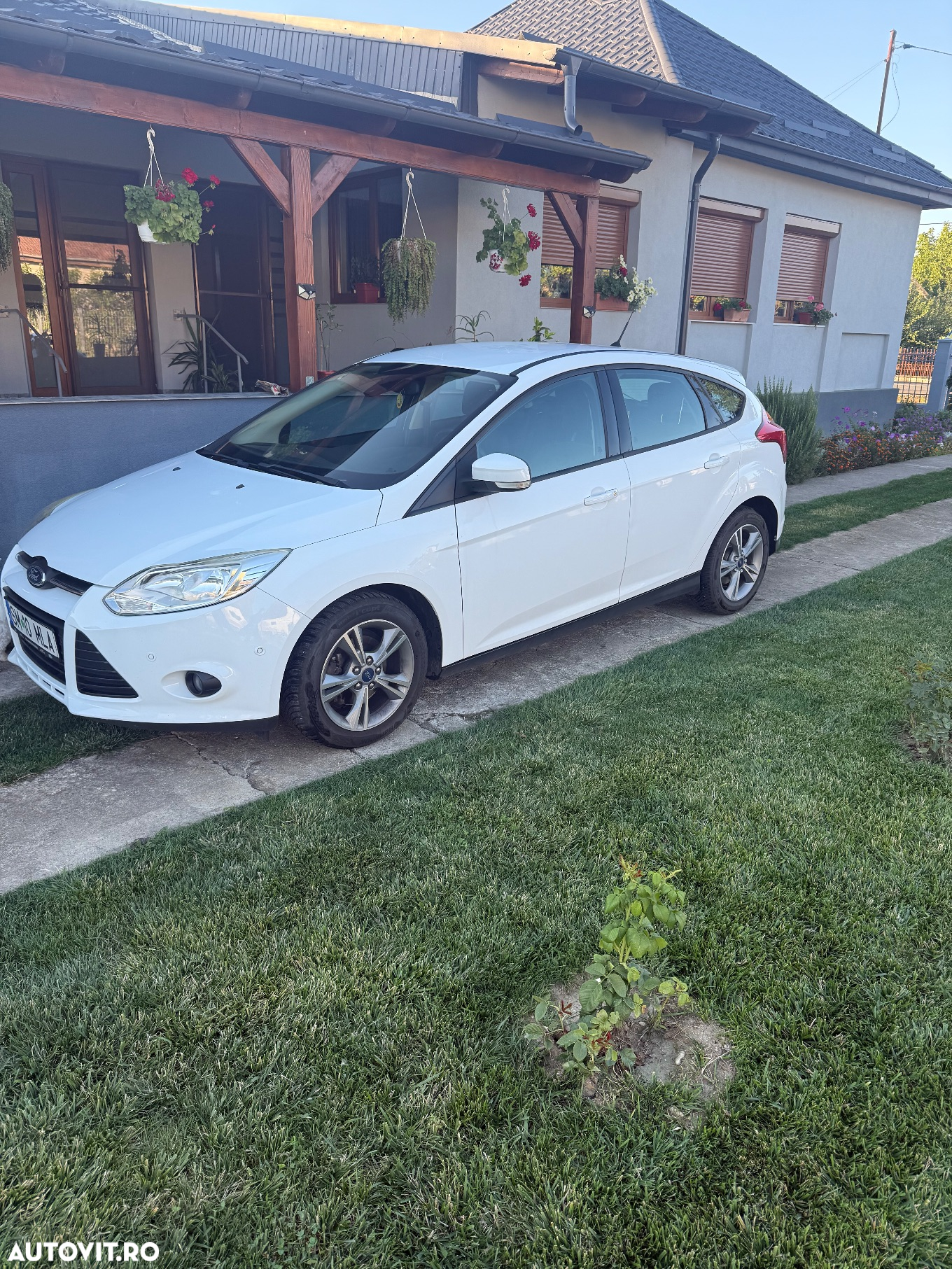 Ford Focus 1.0 EcoBoost 99g Start-Stopp-System Business Edition - 2