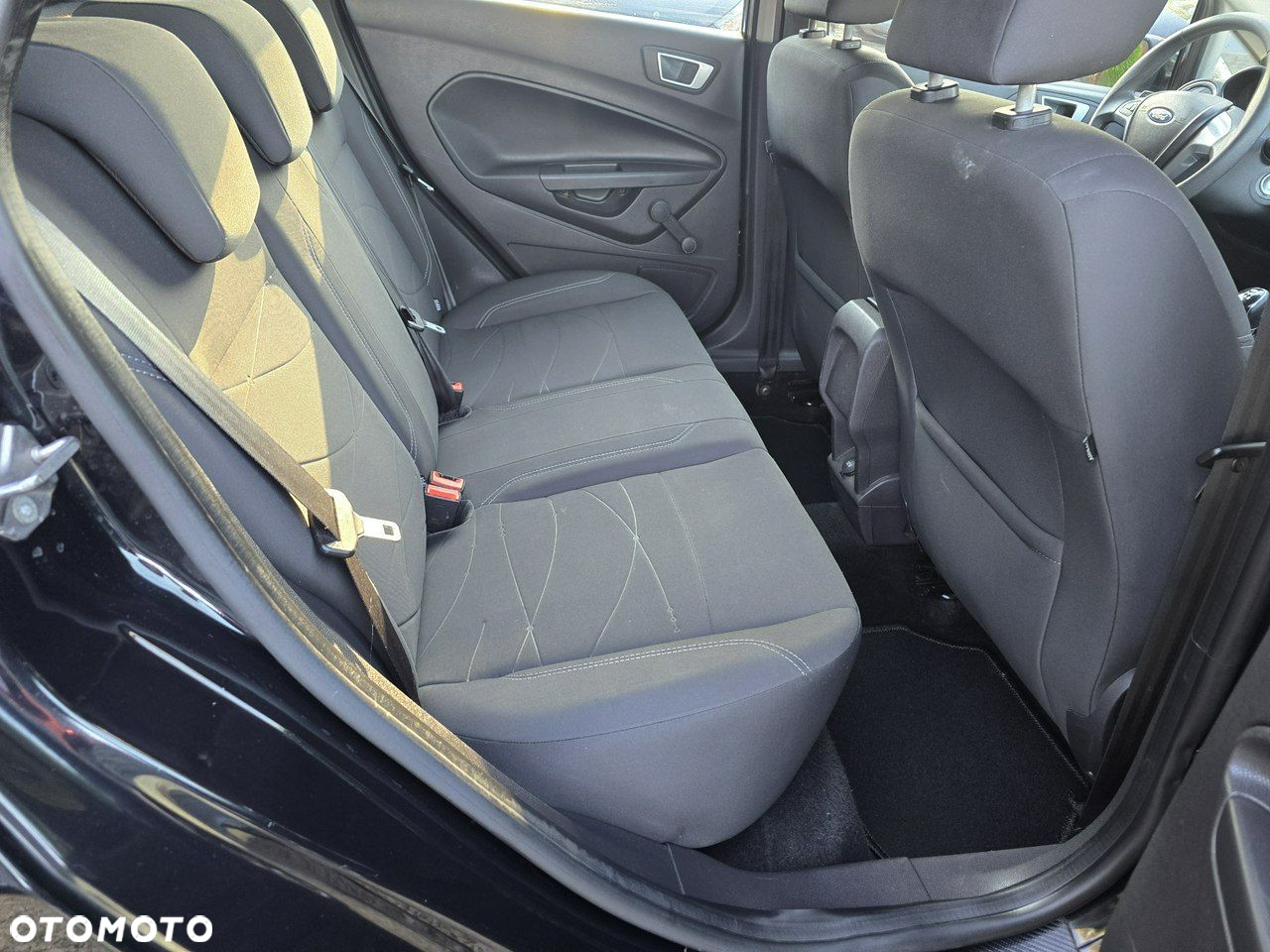 Ford Fiesta 1.0 EcoBoost Gold X - 13