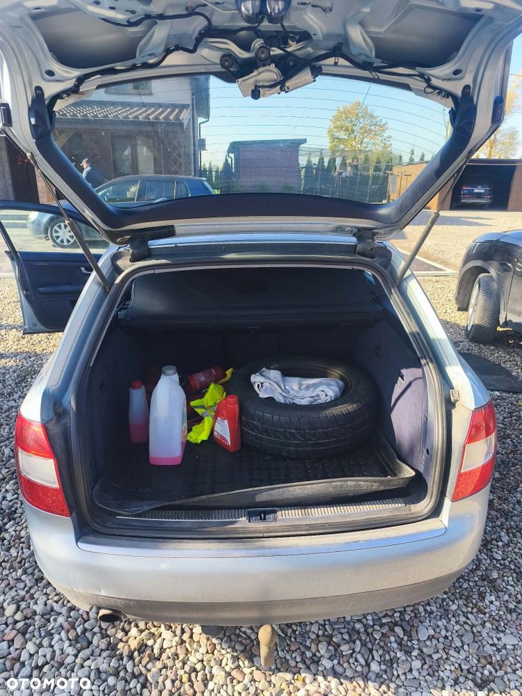 Audi A4 Avant - 4