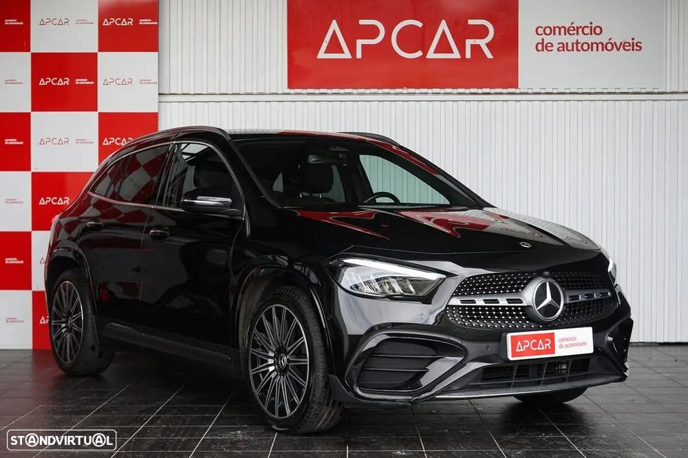 Mercedes-Benz GLA 200 - 12