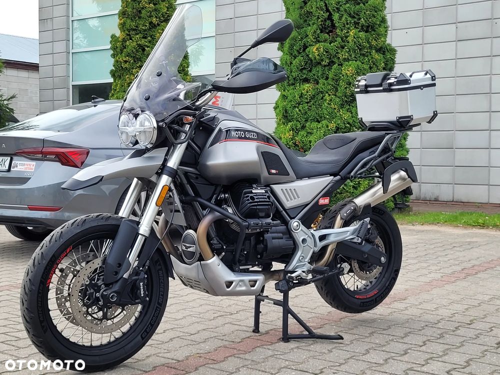 Moto Guzzi V85 - 31