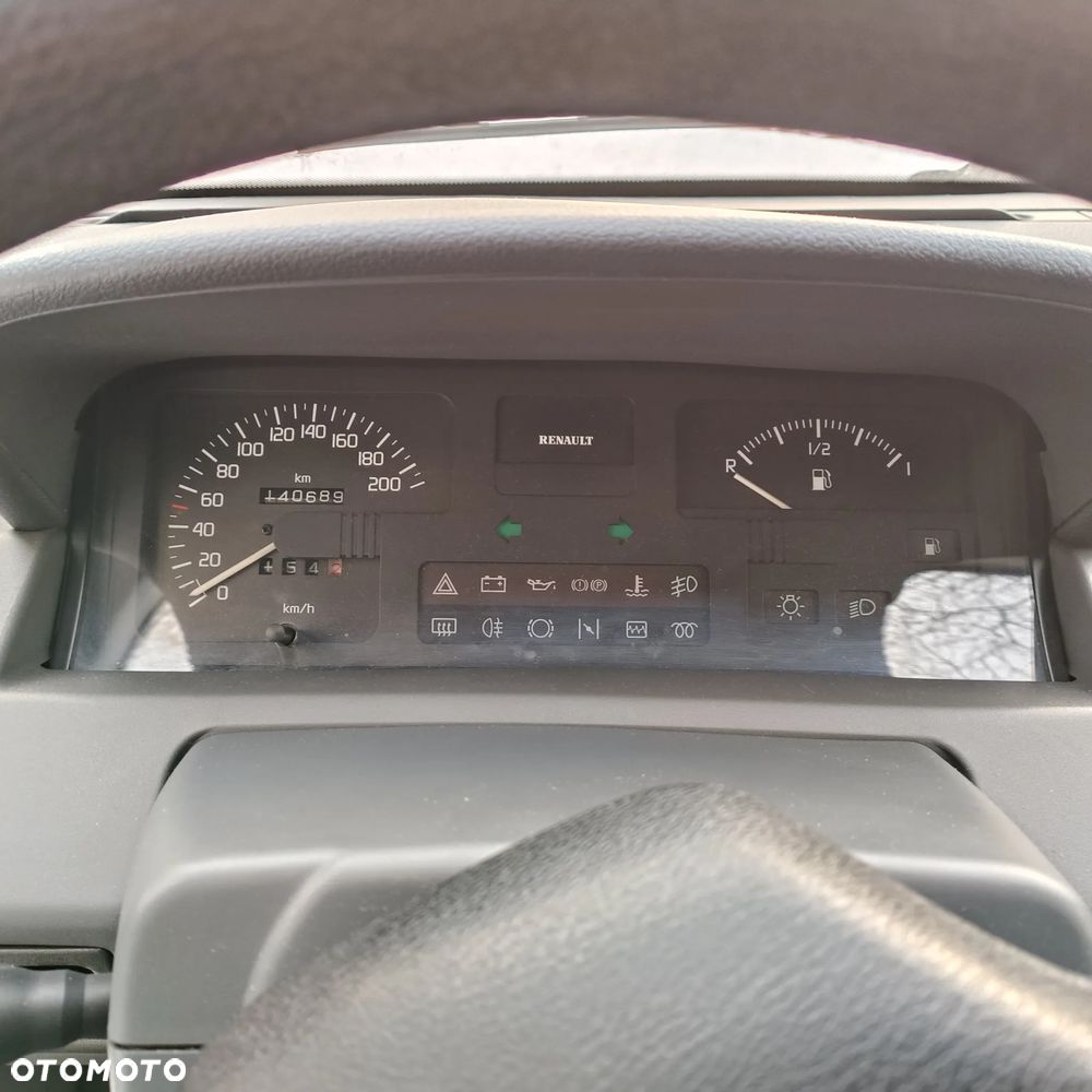 Renault Clio 1.2 RL - 11