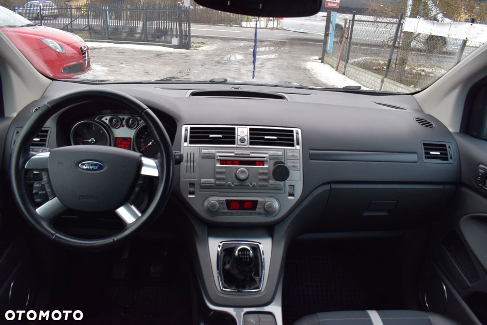 Ford Kuga 2.0 TDCi 4x4 Titanium - 7