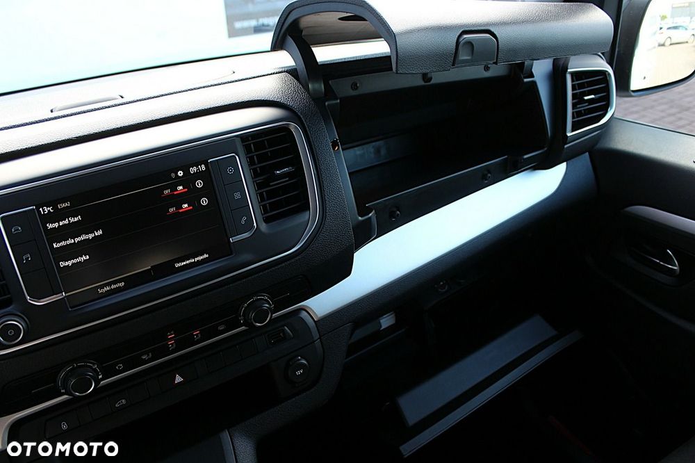 Opel Vivaro - 23