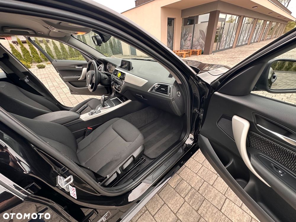 BMW Seria 1 118d - 29