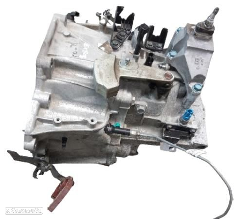 Caixa de velocidades manual NISSAN X-Trail (T32) - 2