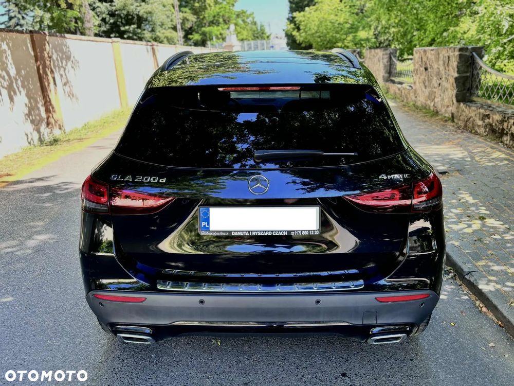 Mercedes-Benz GLA 200 d 4-Matic AMG Line - 5