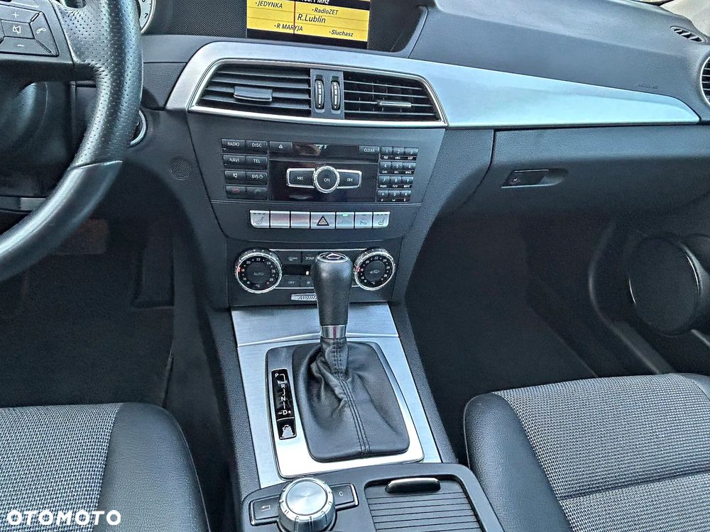 Mercedes-Benz Klasa C - 25