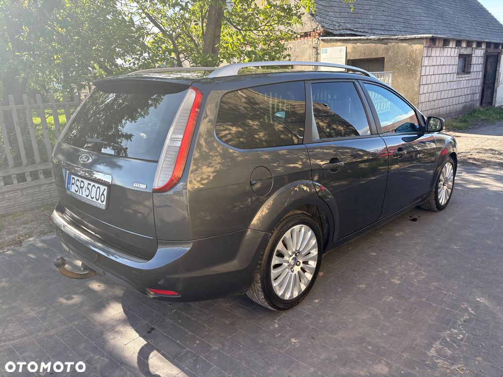 Ford Focus - 8