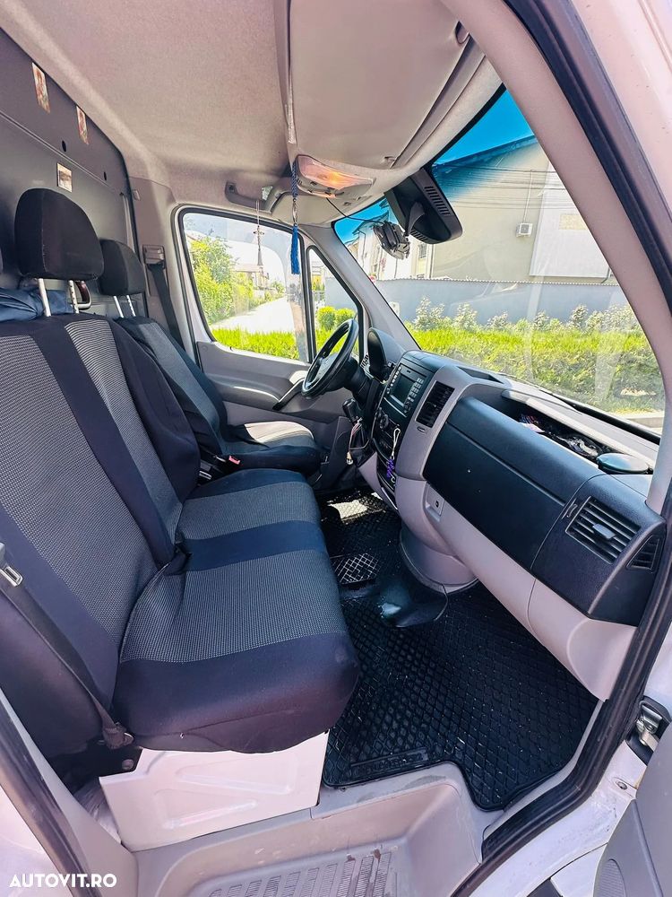 Mercedes-Benz Sprinter - 8