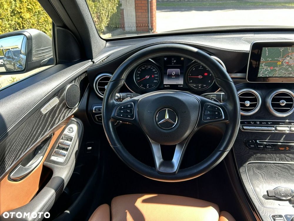 Mercedes-Benz GLC 220 d 4-Matic - 24