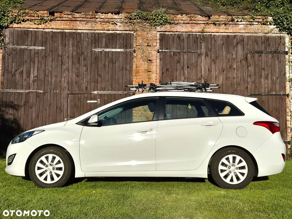 Hyundai i30 1.4 Classic + - 13
