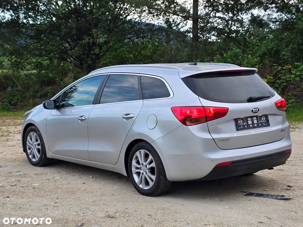 Kia Ceed 1.6 CRDi 128 97g Edition 7 - 5