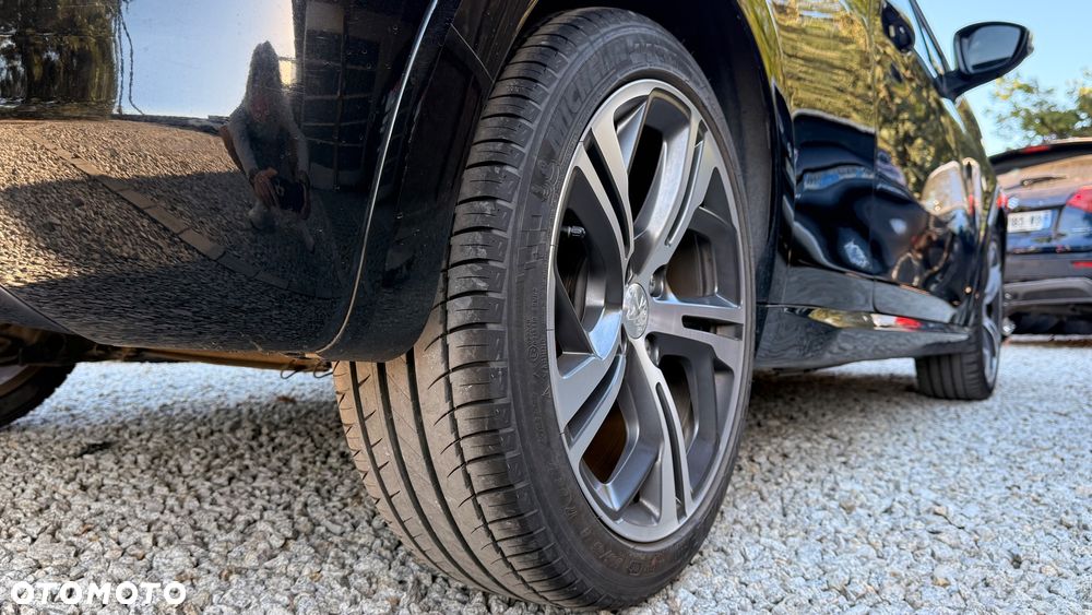 Peugeot 208 1.6 THP GTi - 15