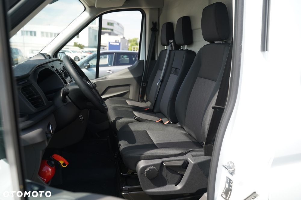 Ford Transit - 11