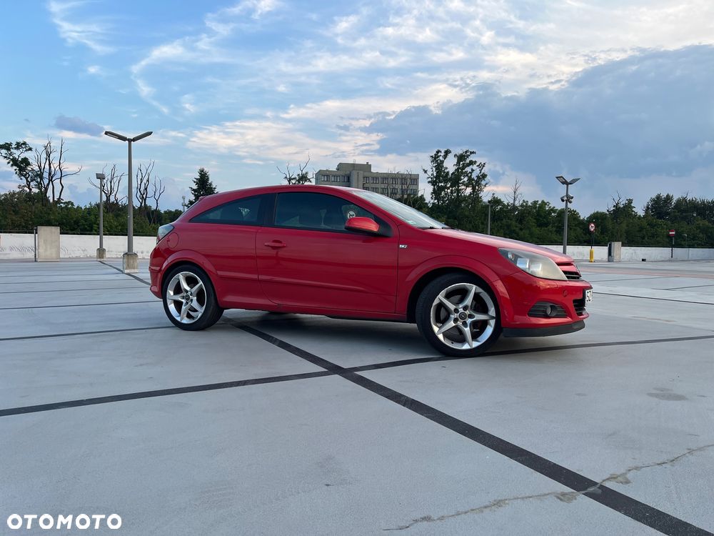 Opel Astra 1.9 CDTI Cosmo - 1