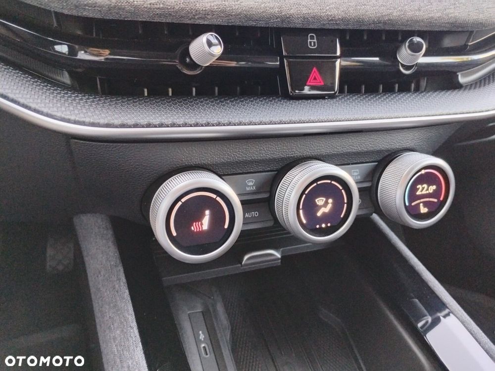 Skoda Superb 1.5 TSI mHEV Selection DSG - 26