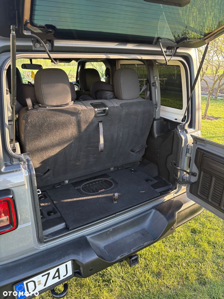 Jeep Wrangler 2.0 T-GDI Hardtop AWD Automatik Sport - 13