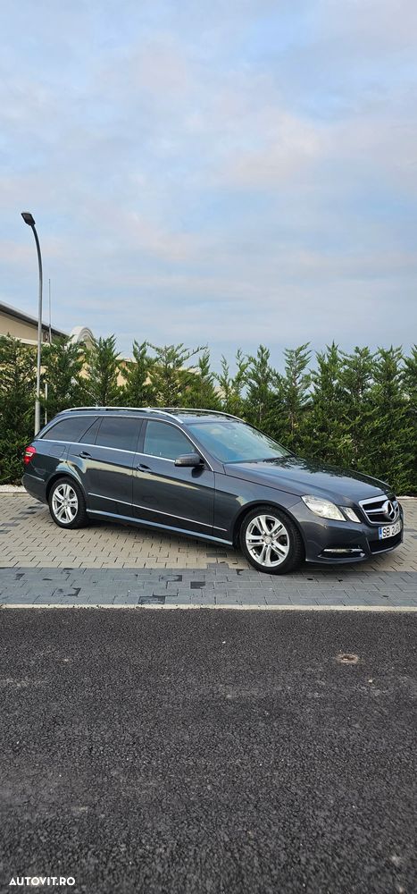 Mercedes-Benz E 220 T CDI 7G-TRONIC Avantgarde - 4