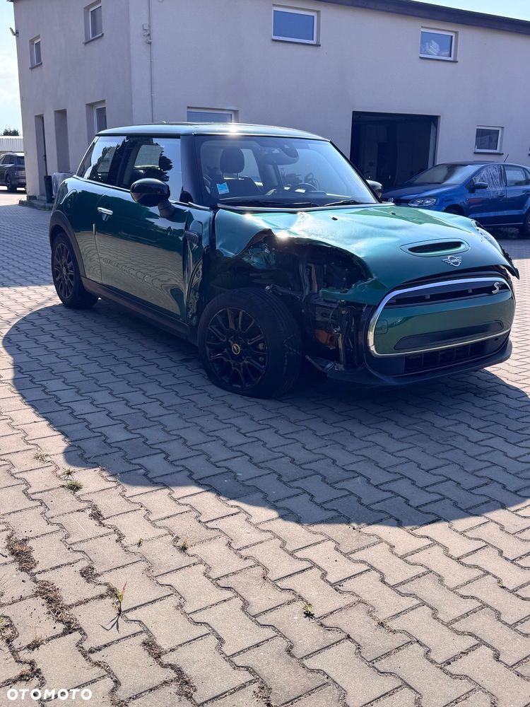 MINI Cooper SE - 13