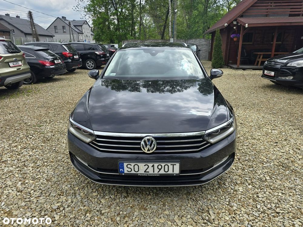Volkswagen Passat - 2