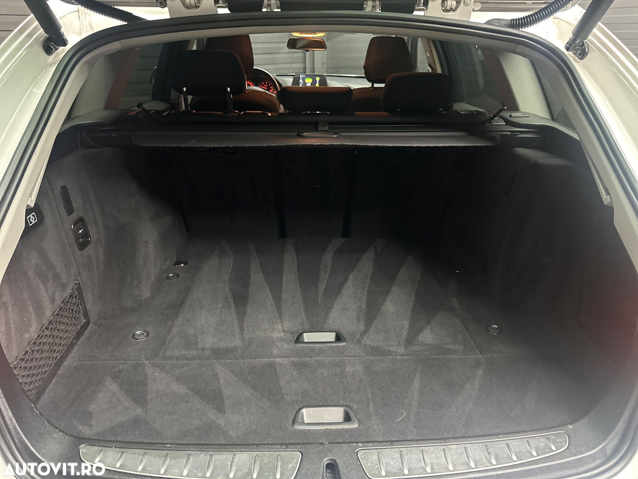 BMW Seria 3 320d Touring Aut. Sport Line - 17