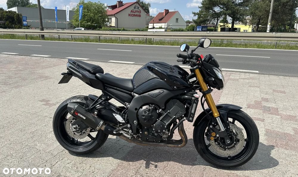 Yamaha FZ8 - 9