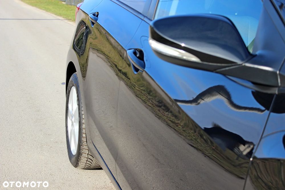 Hyundai i30 blue Kombi 1.6 GDi Style - 15