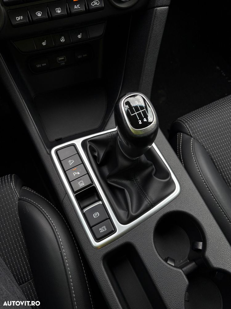 Kia Sportage 1.6 CRDI 2WD VISION - 17