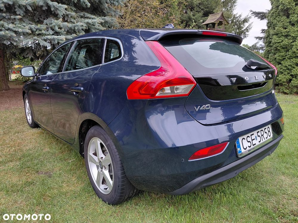 Volvo V40 D2 - 4
