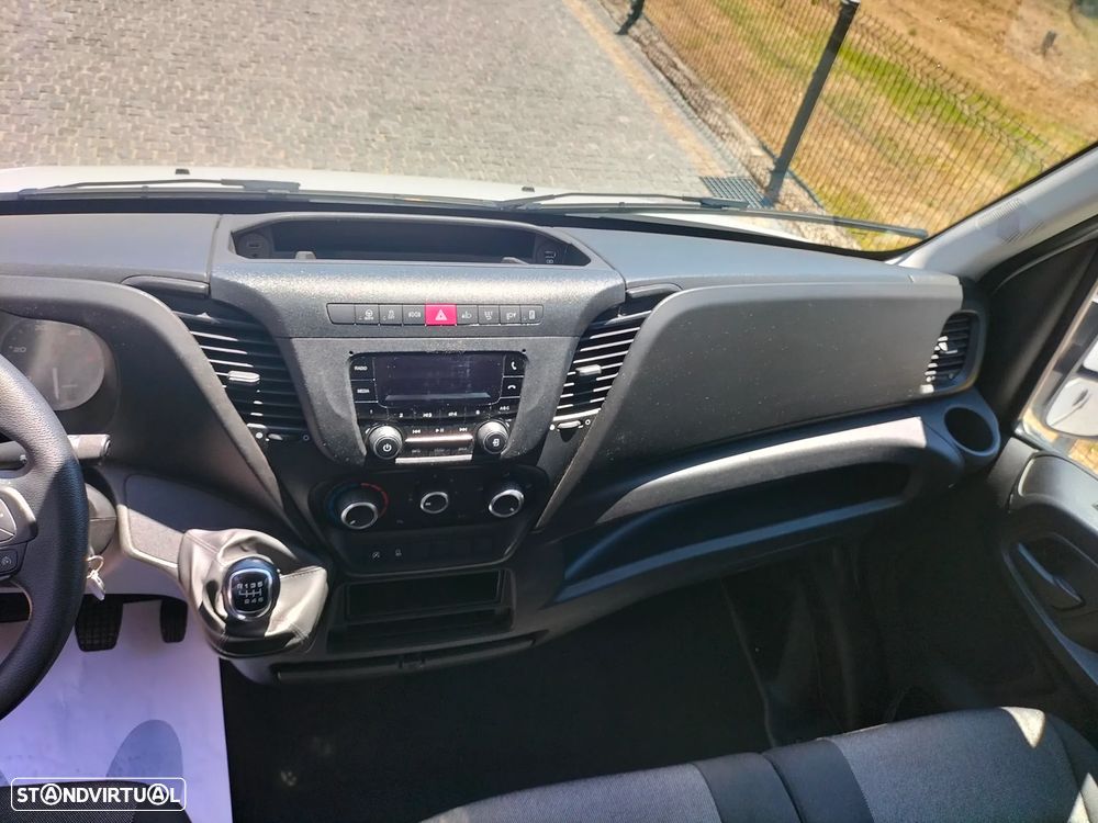 Iveco Daily 2.3 35C16 3000 CD - 11